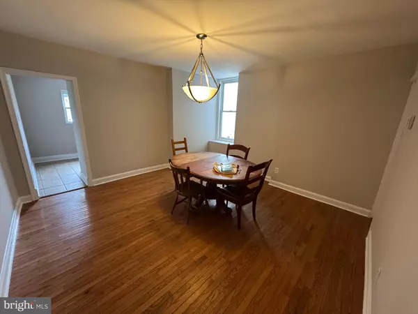 Philadelphia, PA 19127,4728 UMBRIA ST