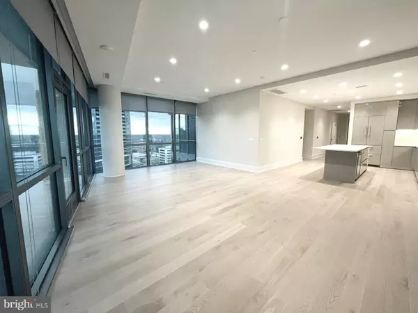 Mclean, VA 22102,7887 JONES BRANCH DR #1104