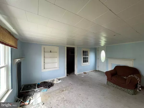 Tangier, VA 23440,5107 CANTON RD