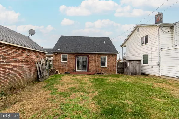 York, PA 17403,327 NORWAY ST