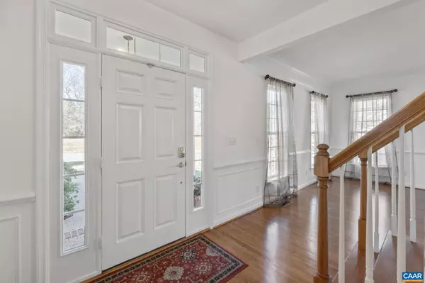 Charlottesville, VA 22903,2053 RIDGETOP DR