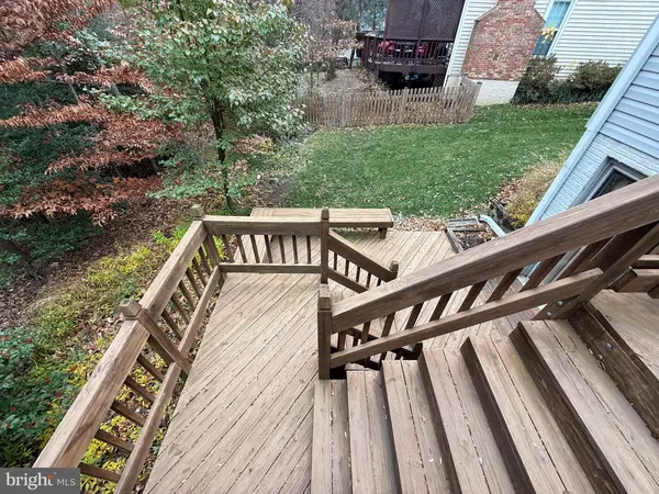 Woodbridge, VA 22192,12593 CRICKET LN