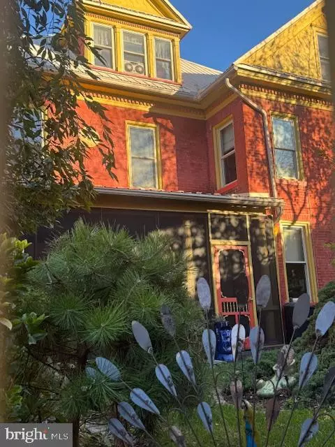 Lewistown, PA 17044,11 N WAYNE