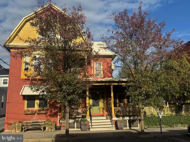 Lewistown, PA 17044,11 N WAYNE