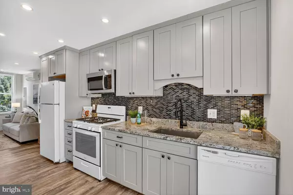 Alexandria, VA 22314,312 N HENRY ST #1/2