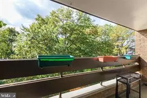 Bethesda, MD 20816,4940 SENTINEL DR #4-406