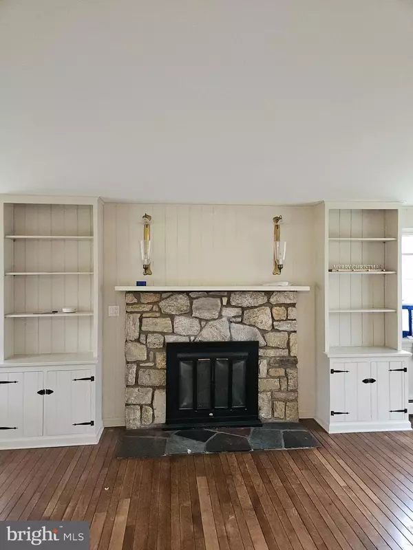 Chester Springs, PA 19425,468 LIONVILLE STATION RD