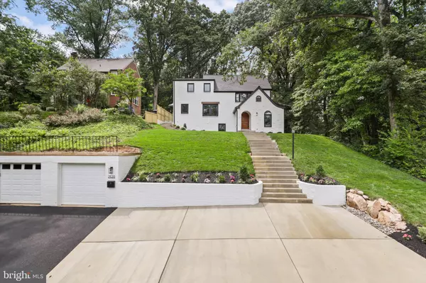 Arlington, VA 22207,2520 N VERNON ST