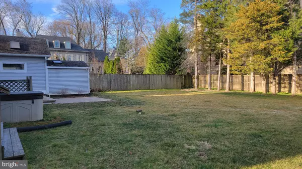 Mclean, VA 22102,1256 SPRING HILL RD