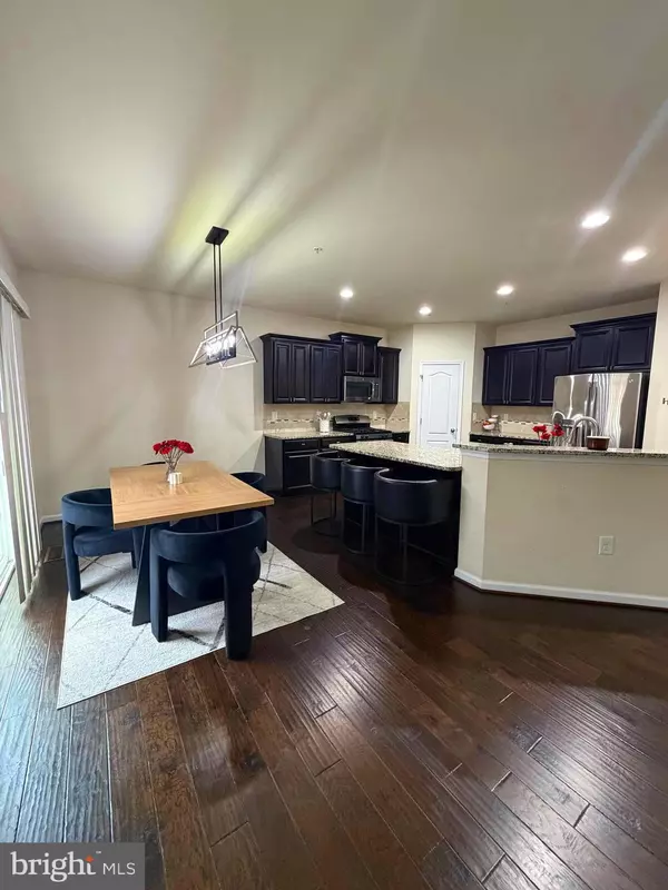 Glen Burnie, MD 21060,7807 STONEBRIAR DR