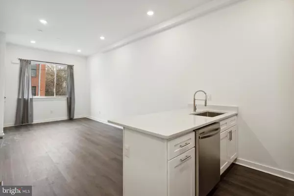 Philadelphia, PA 19121,2032 N 18TH ST