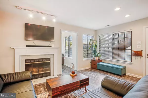 Alexandria, VA 22315,6000 ELLESMERE CT #B