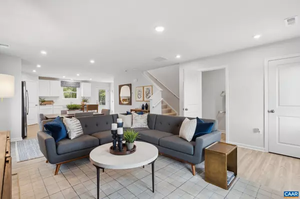 Charlottesville, VA 22902,312 OLDFIELD DR