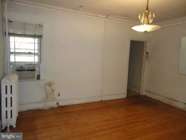 Atlantic City, NJ 08401,608 N OHIO AVE