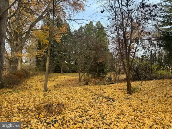 Greencastle, PA 17225,560 E BALTIMORE STREET