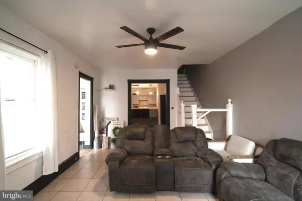 Philadelphia, PA 19135,5718 TULIP ST