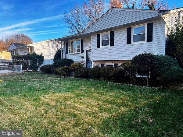 6913 CANYON DR, Capitol Heights, MD 20743