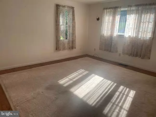 Leesport, PA 19533,463 WHITE OAK LN