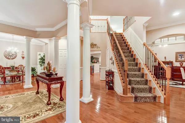 Chantilly, VA 20152,24958 BROOKBARK TER