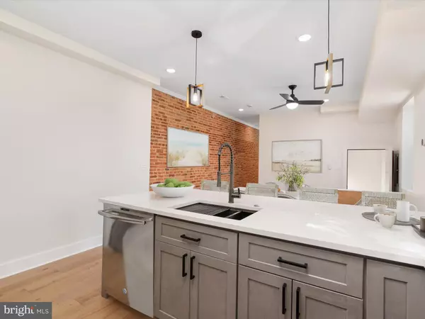 Baltimore, MD 21218,118 E 24TH #2