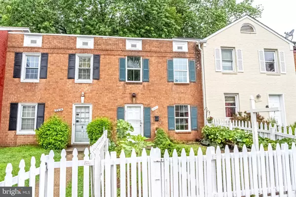 Manassas, VA 20110,9832 BUCKNER RD