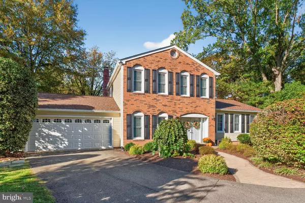 8110 NORTHUMBERLAND RD, Springfield, VA 22153