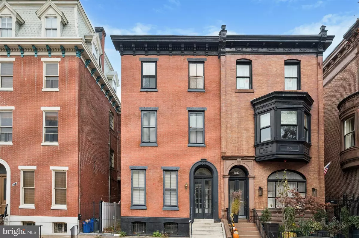 Philadelphia, PA 19130,2019 SPRING GARDEN ST #2R