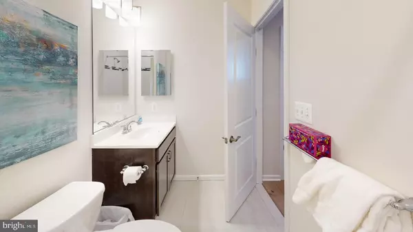 White Marsh, MD 21162,11279 DAVISAR RD #111