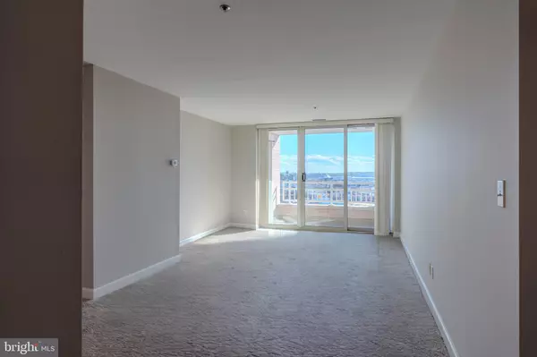 Baltimore, MD 21230,100 HARBORVIEW DR #1208