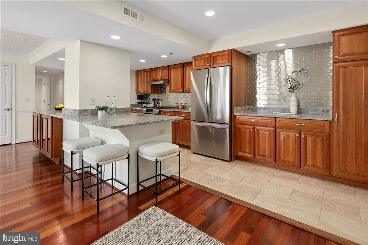 Arlington, VA 22201,1276 N WAYNE ST #711