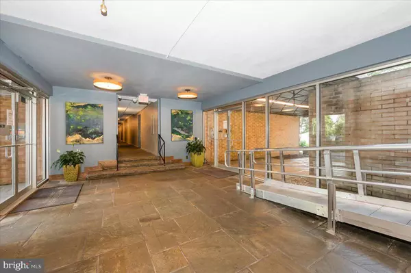 Hyattsville, MD 20781,4410 OGLETHORPE ST #106