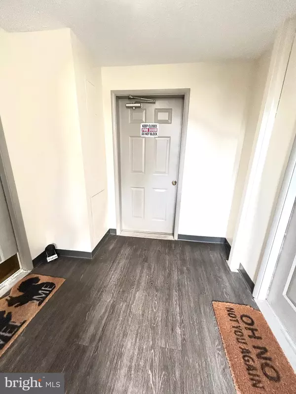 Germantown, MD 20874,12405 HICKORY TREE WAY #613