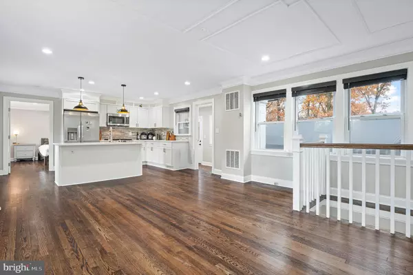 Lanham, MD 20706,9217 FOWLER LN