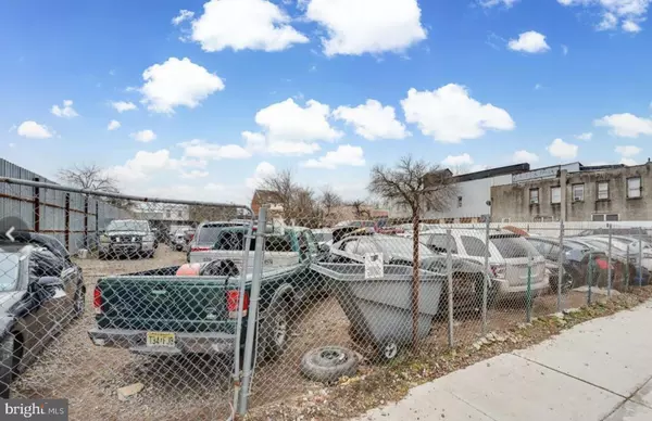 Camden, NJ 08103,310-312 KAIGHN AVE