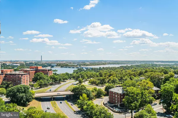 Arlington, VA 22209,1600 N OAK ST #1521