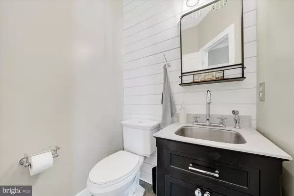 Smyrna, DE 19977,76 ZELKOVA RD