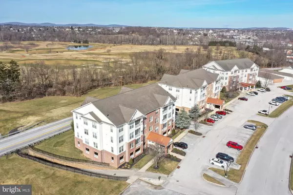 York, PA 17403,1050 CREST WAY #401