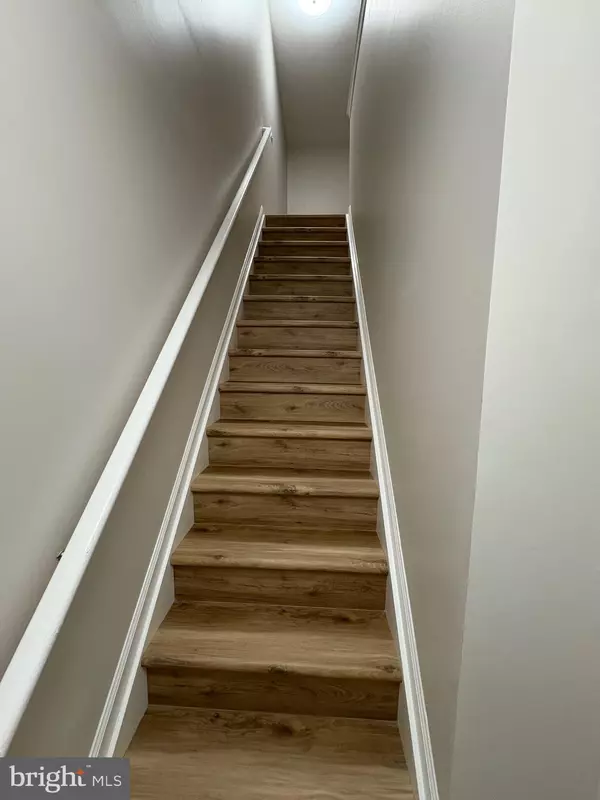 Mount Laurel, NJ 08054,1010-B OSWEGO CT