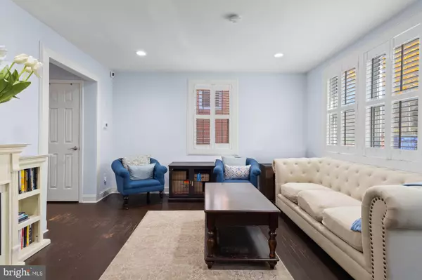 Washington, DC 20020,2421 18TH PL SE