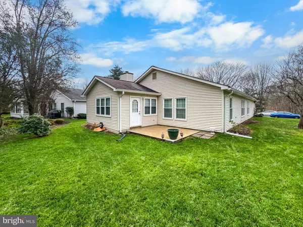 Annapolis, MD 21401,950 BERMUDA LN