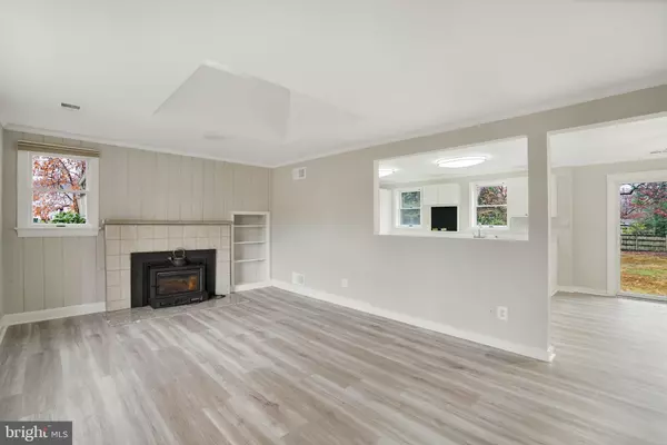 Springfield, VA 22150,6705 GREENLEAF ST