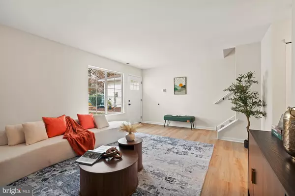 Philadelphia, PA 19154,4445 ERNIE DAVIS CIR