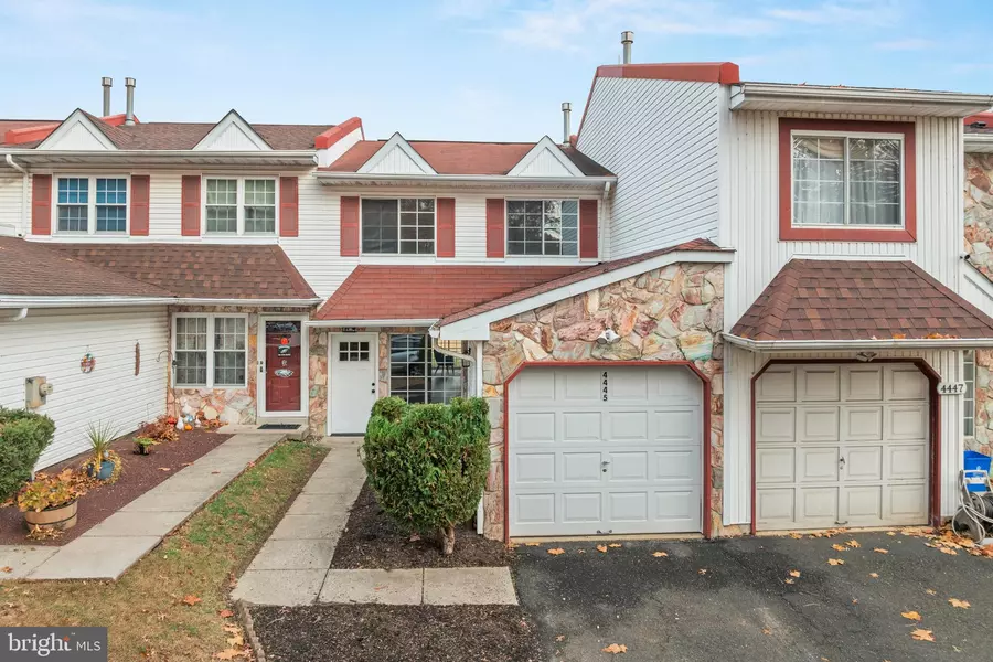 4445 ERNIE DAVIS CIR, Philadelphia, PA 19154