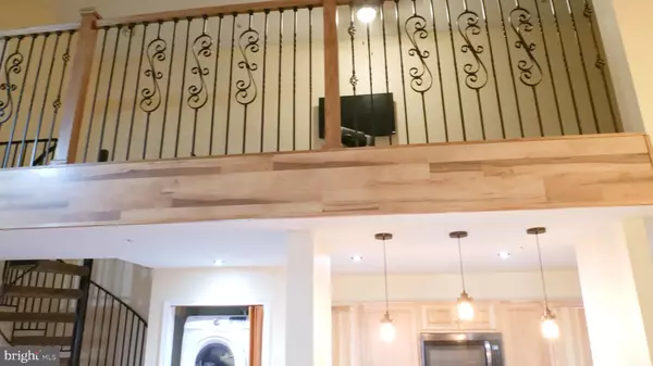 Upper Marlboro, MD 20774,9709 LAKE POINTE CT #301