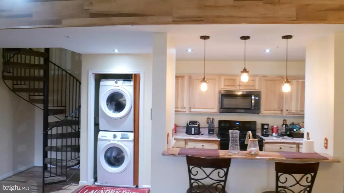 Upper Marlboro, MD 20774,9709 LAKE POINTE CT #301