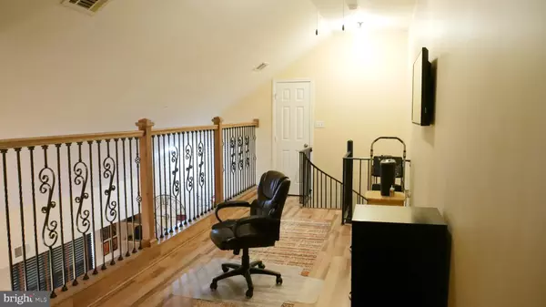 Upper Marlboro, MD 20774,9709 LAKE POINTE CT #301