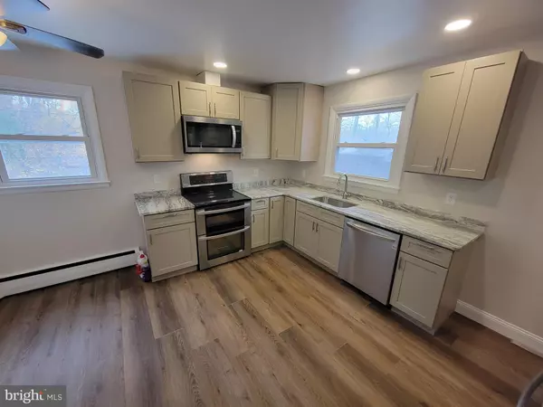 Wilmington, DE 19808,2207 E HUNTINGTON DR