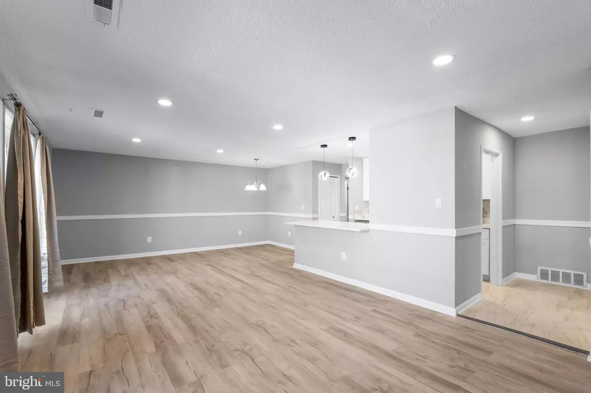 Oxon Hill, MD 20745,529 WILSON BRIDGE DR #6728 C-2