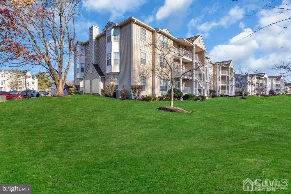 Franklin Park, NJ 08823,139 RACHEL CT