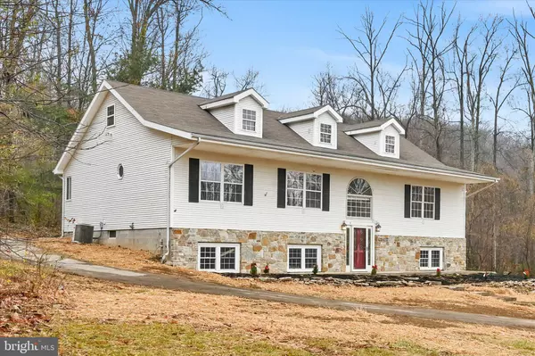 Hanover, PA 17331,7962 WOODLAND DR